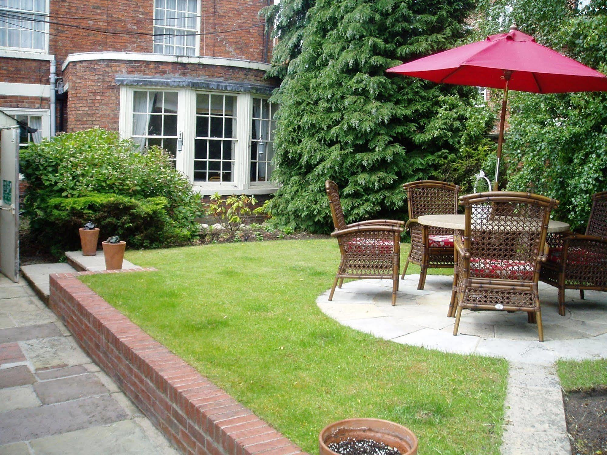 โรงแรมมิลเกต เฮาส์ Newark-on-Trent  ภายนอก รูปภาพ