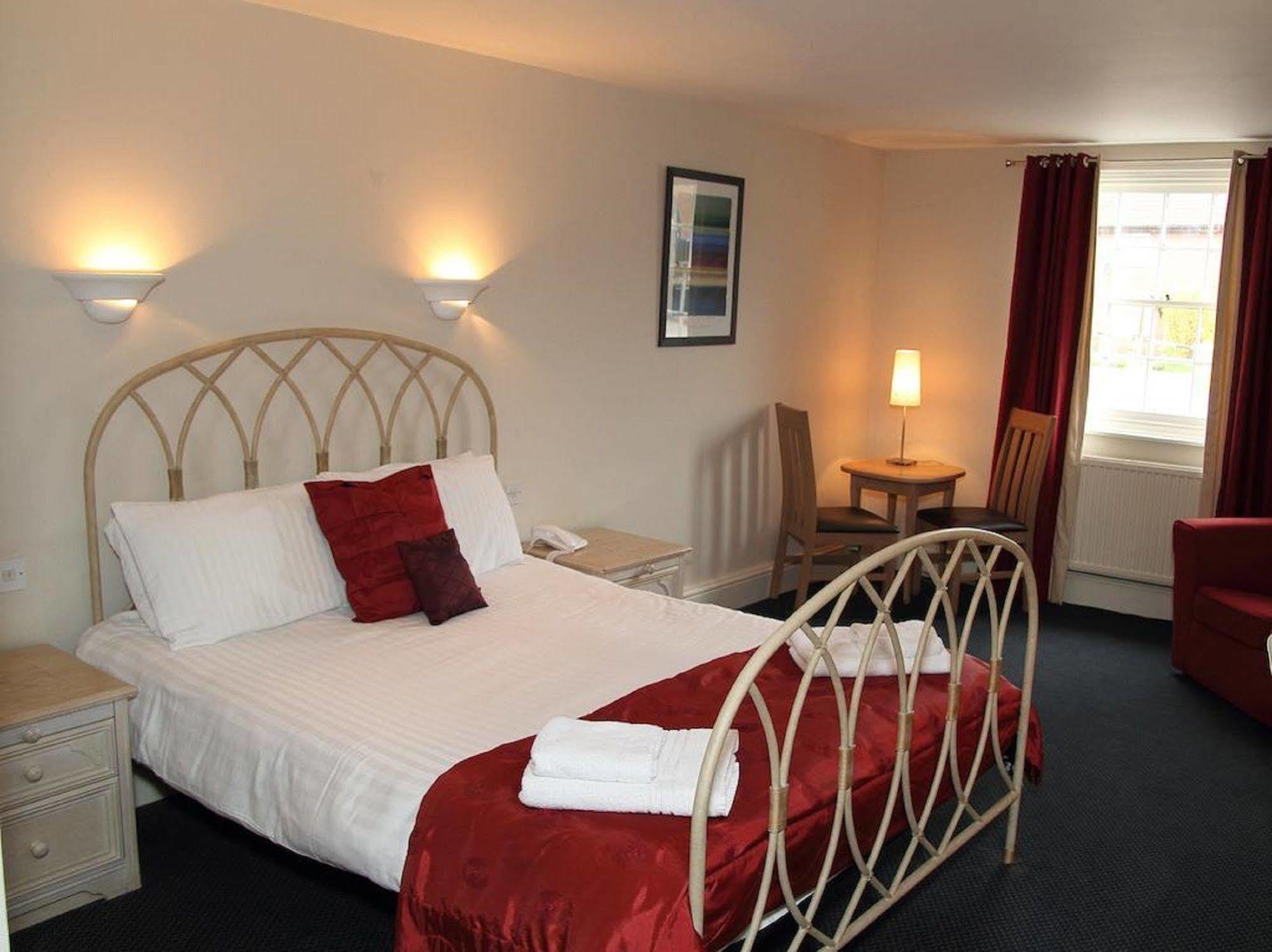 โรงแรมมิลเกต เฮาส์ Newark-on-Trent  ภายนอก รูปภาพ